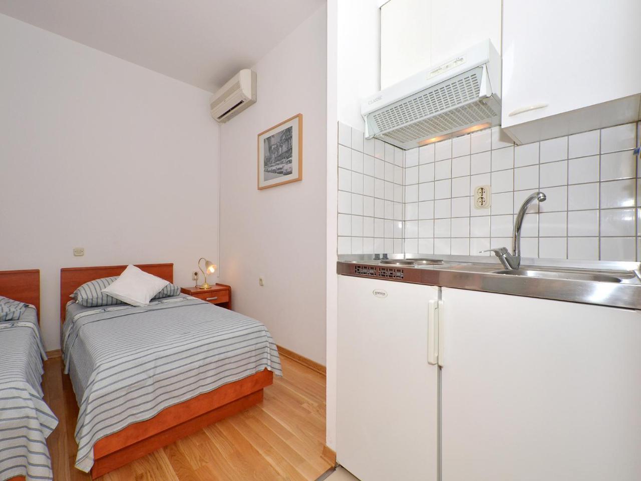 Apartments Nera Подстрана Екстериор снимка