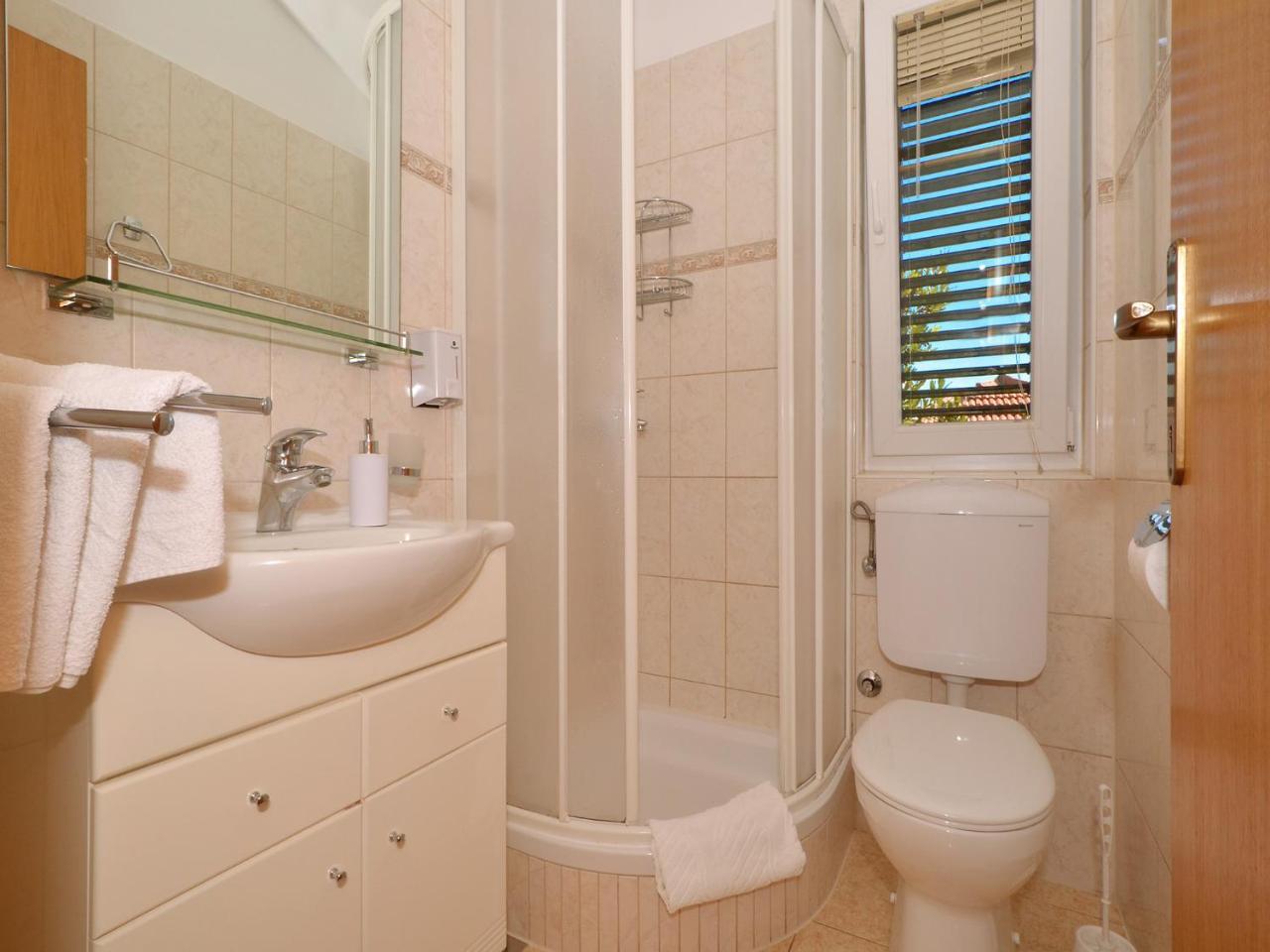 Apartments Nera Подстрана Екстериор снимка