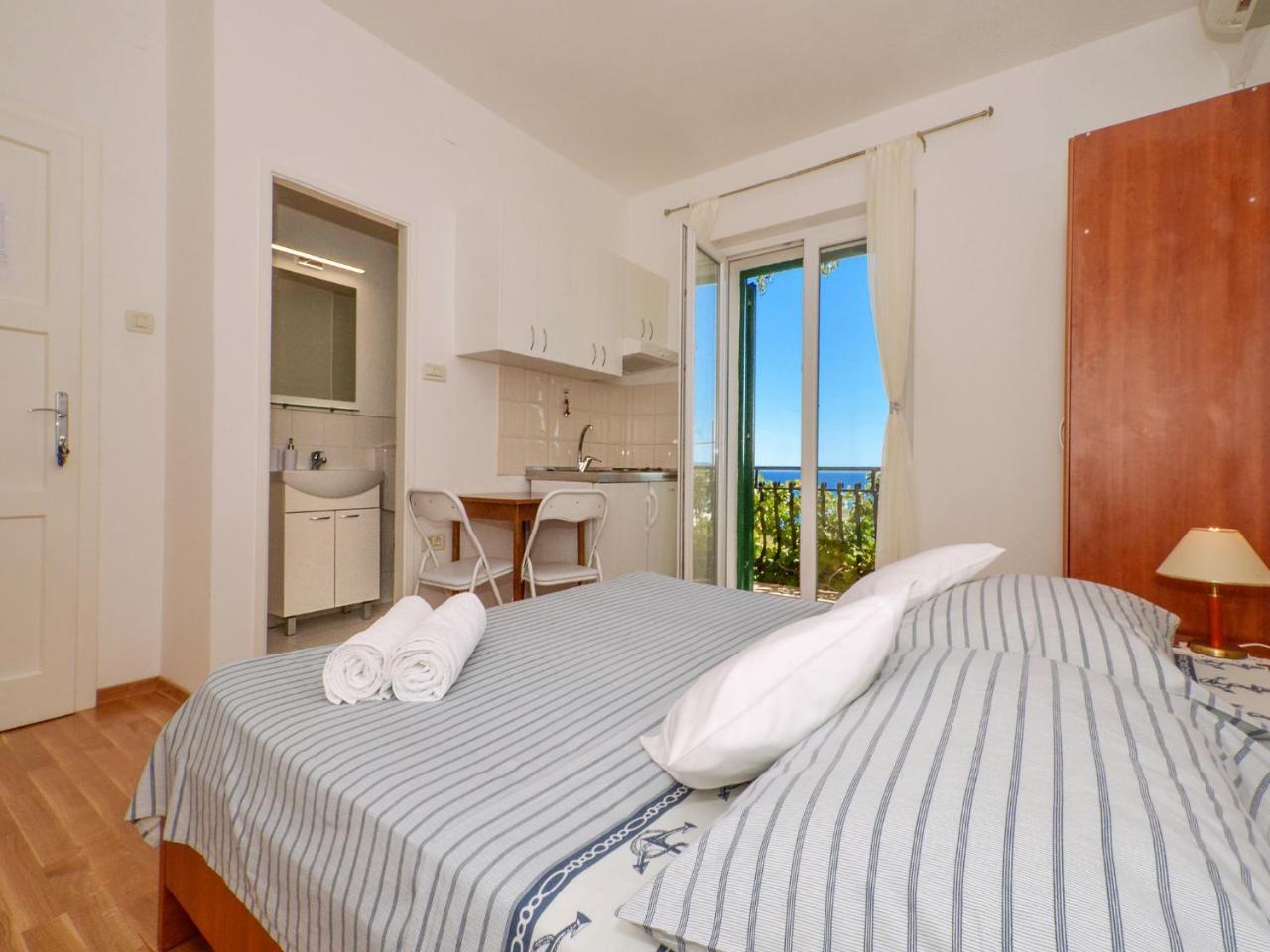 Apartments Nera Подстрана Екстериор снимка
