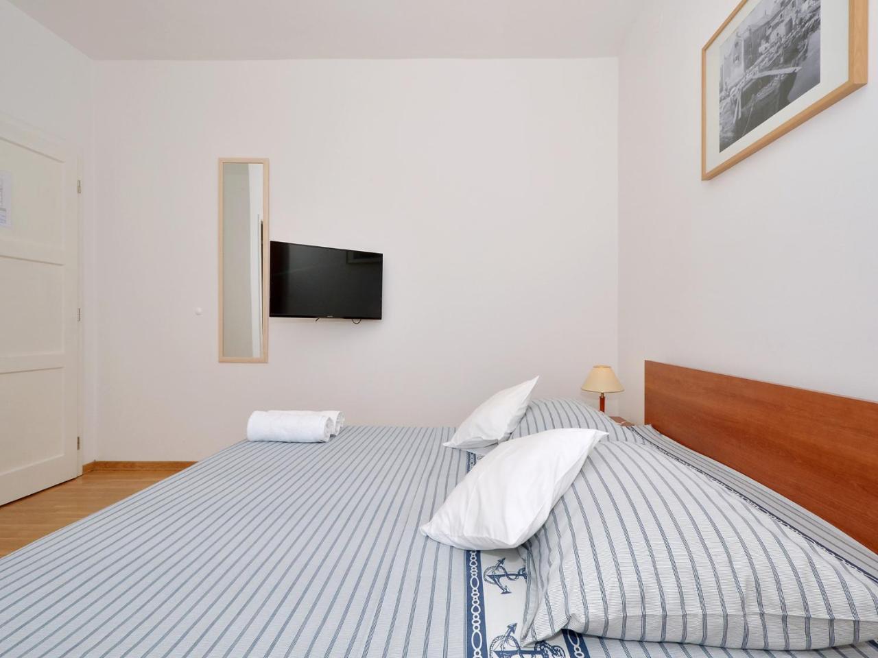 Apartments Nera Подстрана Екстериор снимка